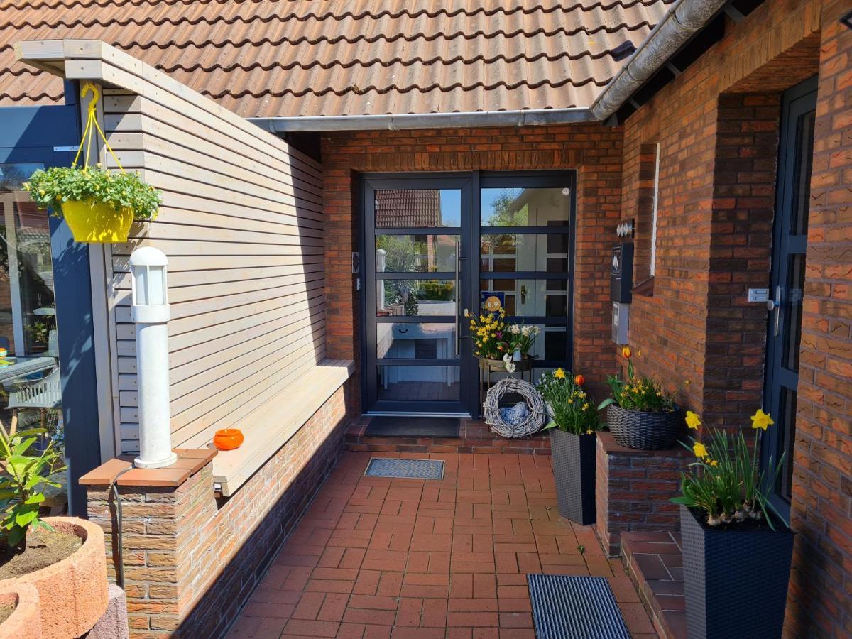 Haus Schilling Apartment Esens Exterior foto