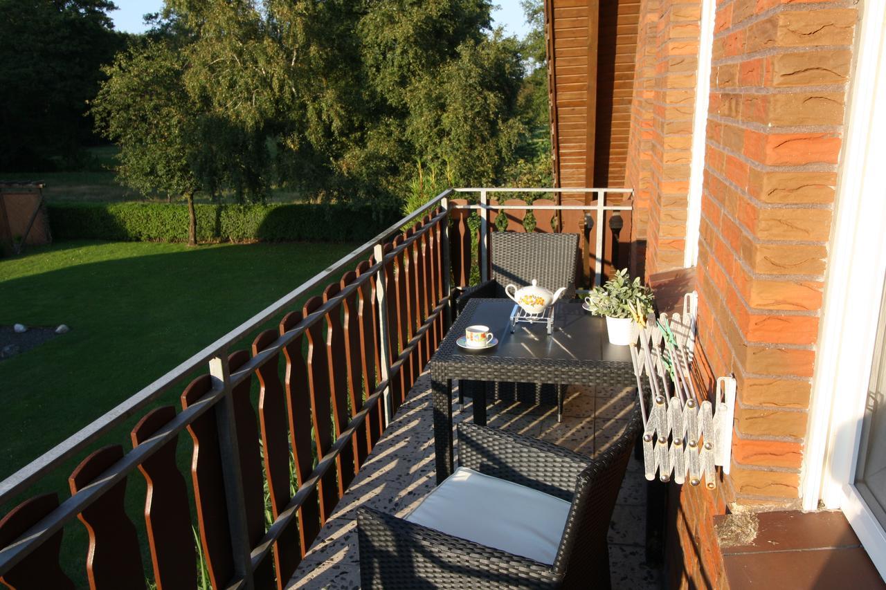 Haus Schilling Apartment Esens Exterior foto